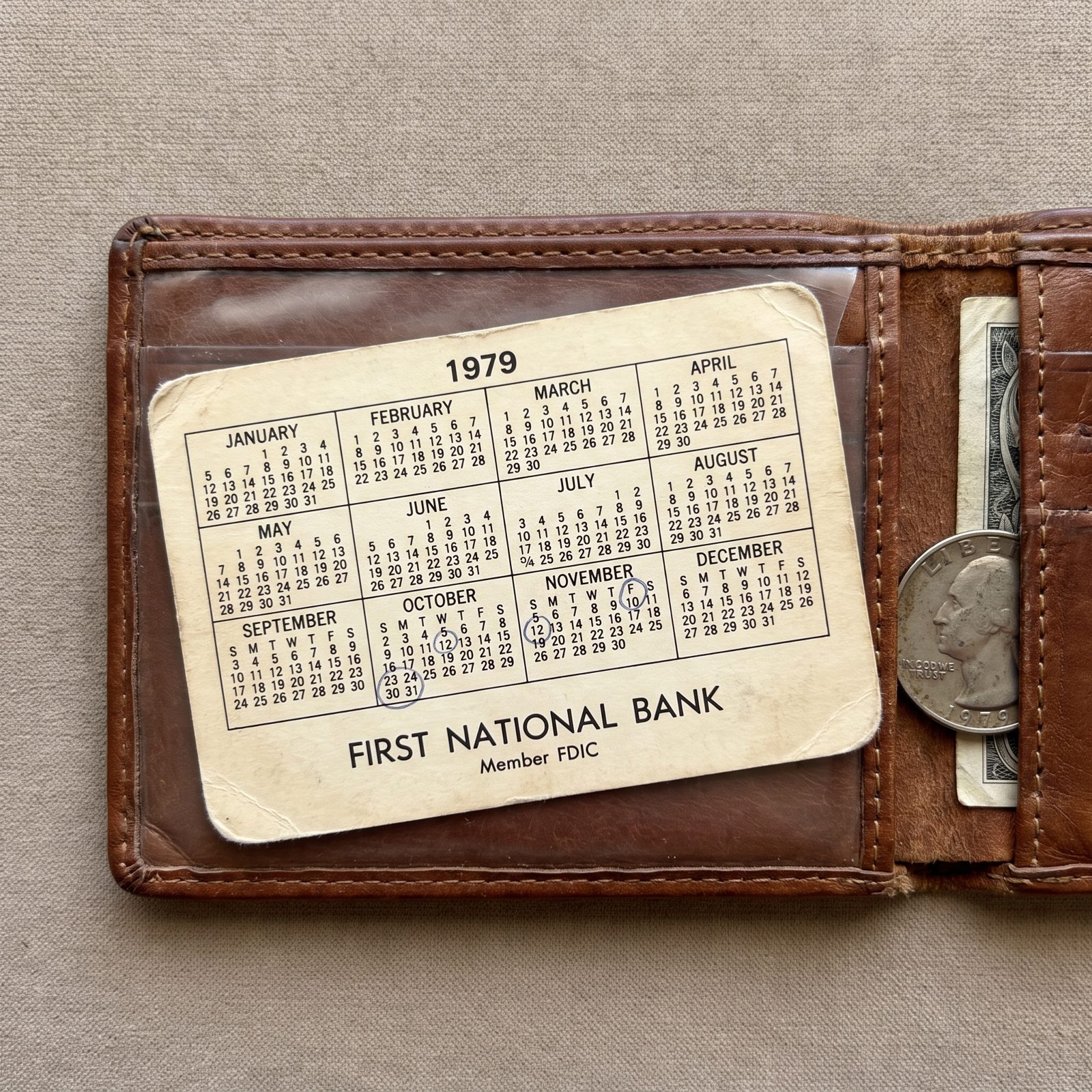 A Wallet-Sized Paper Calendar for the Whole Year